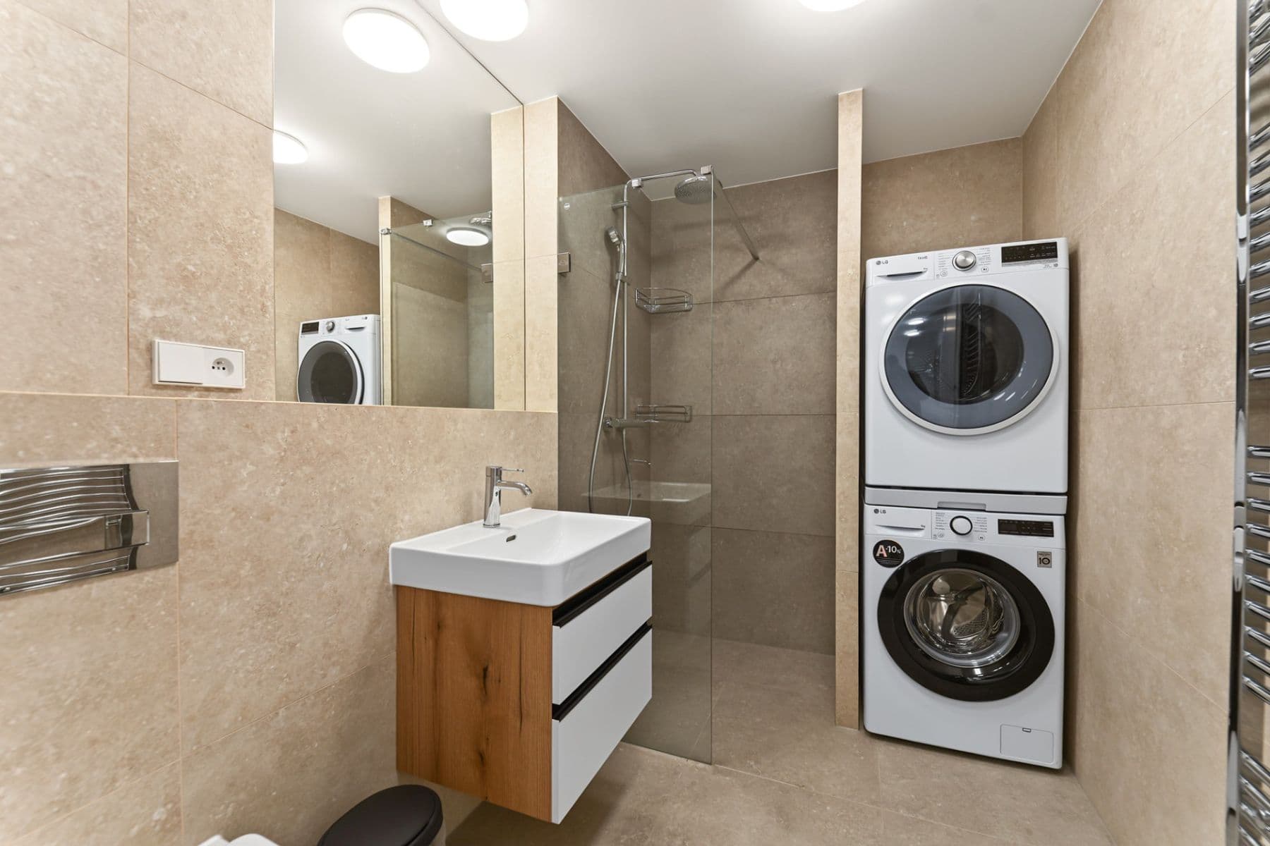 Studio flat to rent, 41 m², Pod Drinopolem, Prague, Prague Studio flat to rent, 41 m², Pod Drinopolem, Prague, Prague