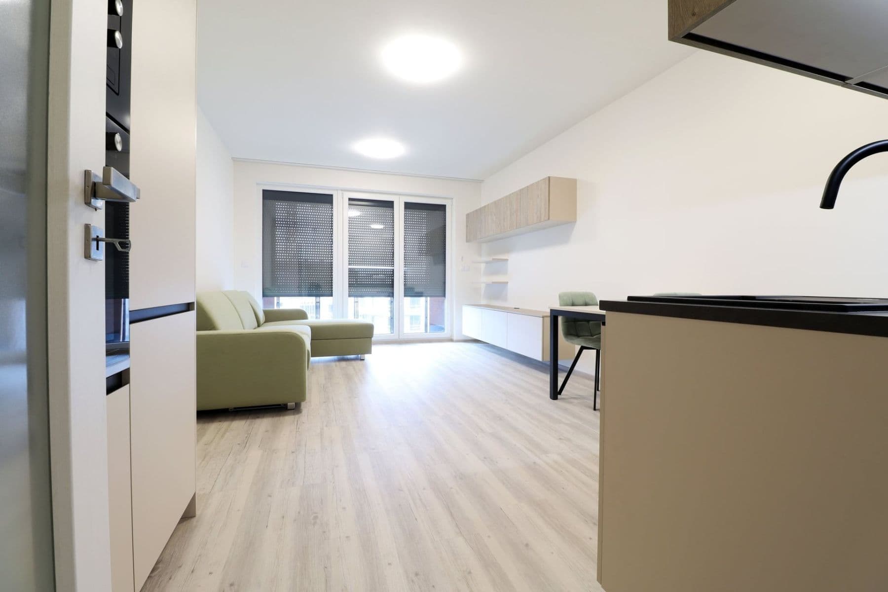 Studio flat to rent, 34 m², Výstavní, Prague, Prague Studio flat to rent, 34 m², Výstavní, Prague, Prague