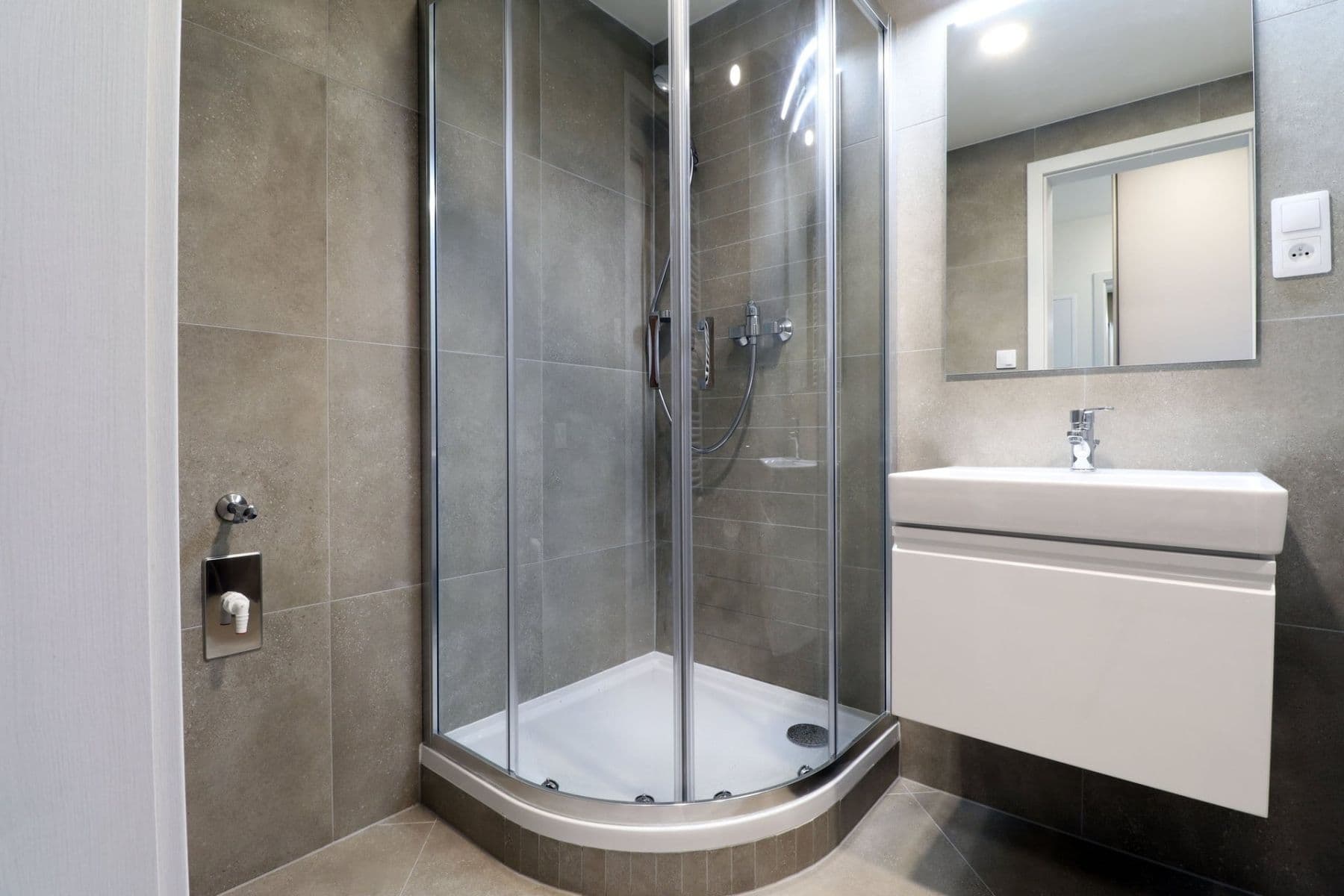 Studio flat to rent, 34 m², Výstavní, Prague, Prague Studio flat to rent, 34 m², Výstavní, Prague, Prague