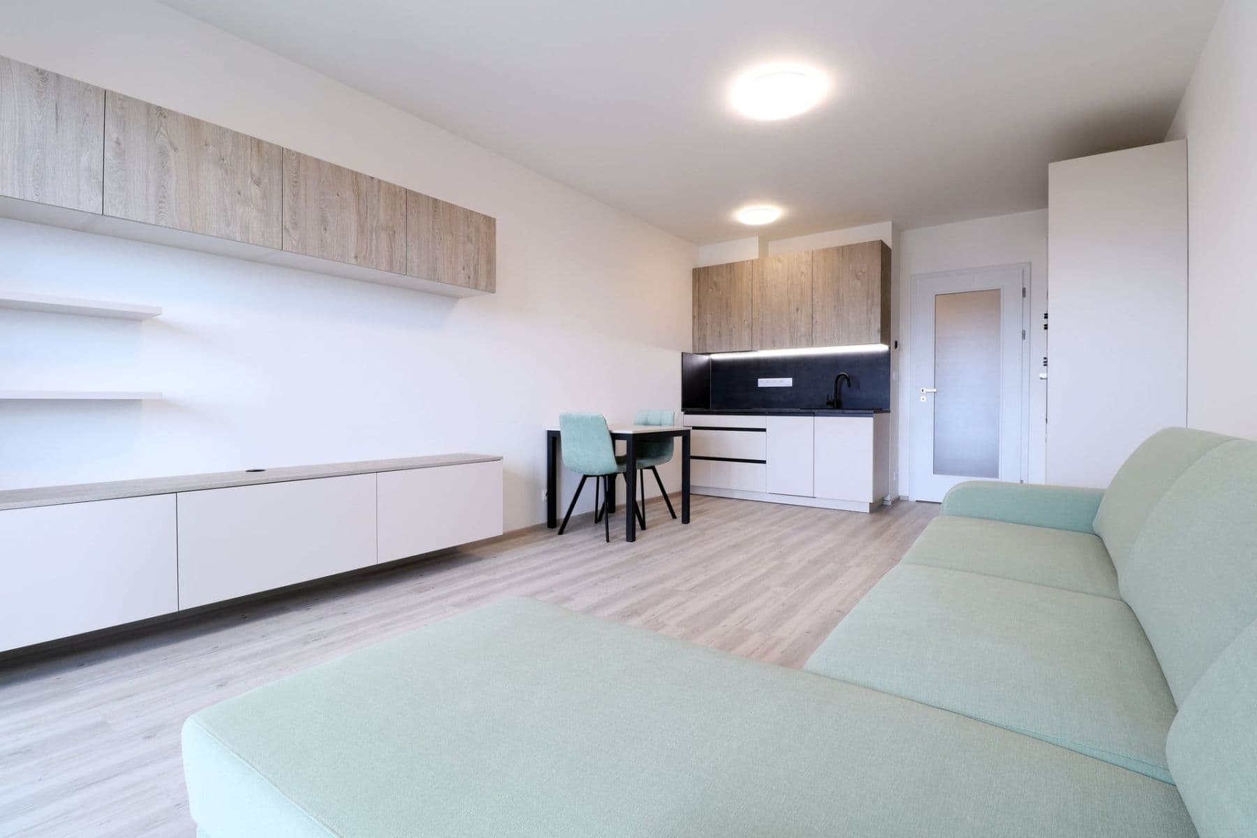 Studio flat to rent, 34 m², Výstavní, Prague, Prague Studio flat to rent, 34 m², Výstavní, Prague, Prague