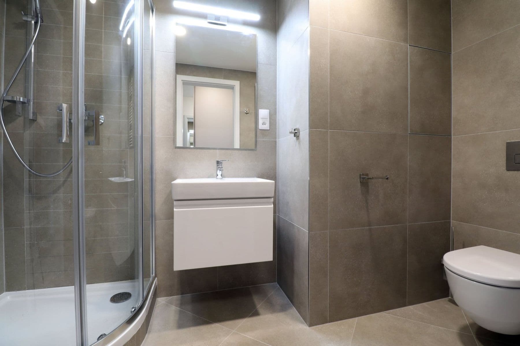 Studio flat to rent, 34 m², Výstavní, Prague, Prague Studio flat to rent, 34 m², Výstavní, Prague, Prague
