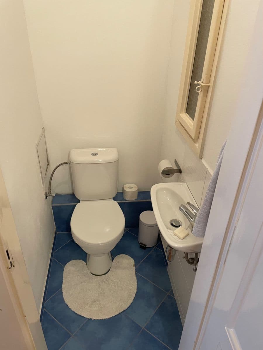 1 bedroom with open-plan kitchen flat to rent, 49 m², Písecká, Prague, Prague 1 bedroom with open-plan kitchen flat to rent, 49 m², Písecká, Prague, Prague