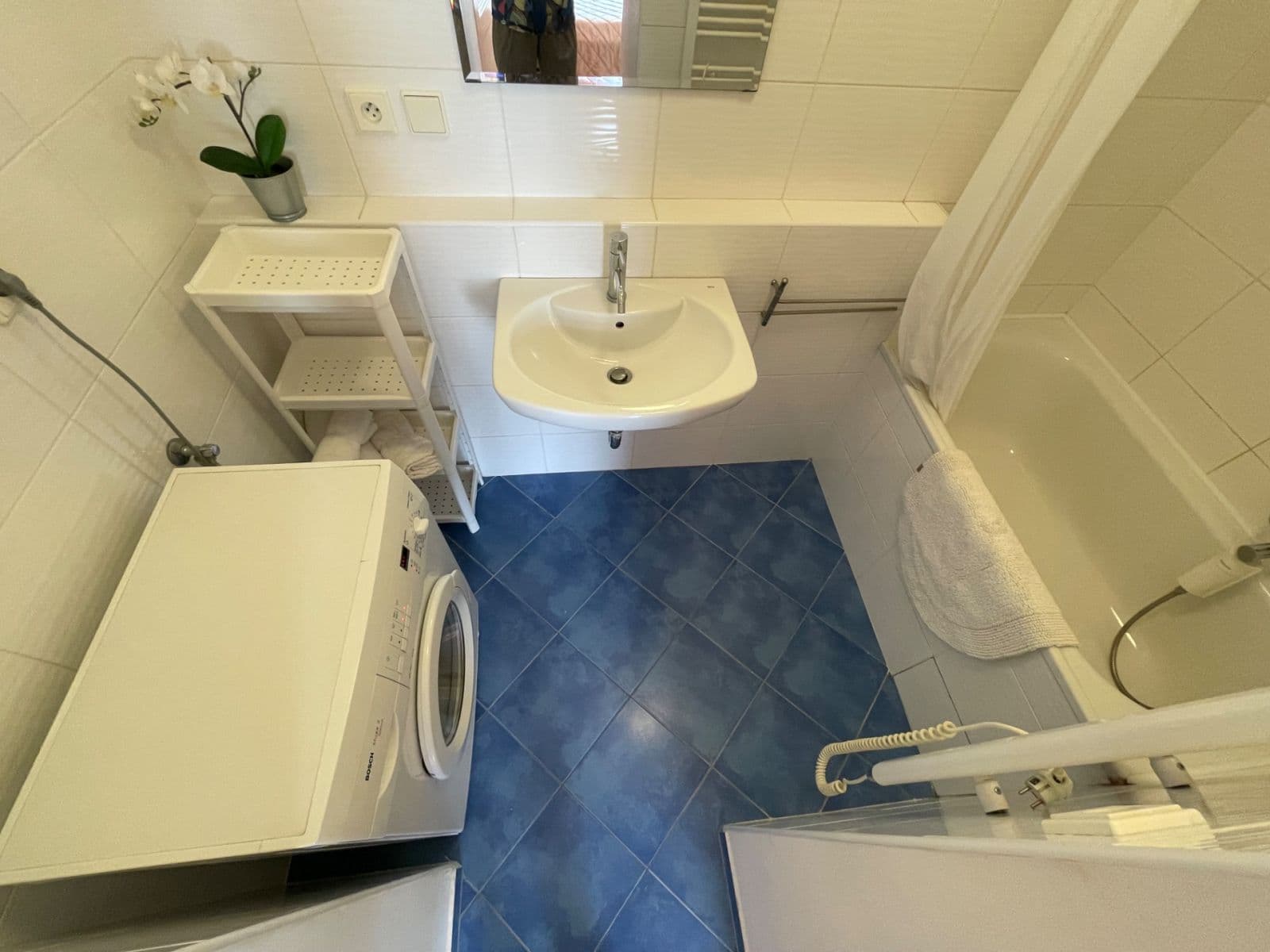 1 bedroom with open-plan kitchen flat to rent, 49 m², Písecká, Prague, Prague 1 bedroom with open-plan kitchen flat to rent, 49 m², Písecká, Prague, Prague