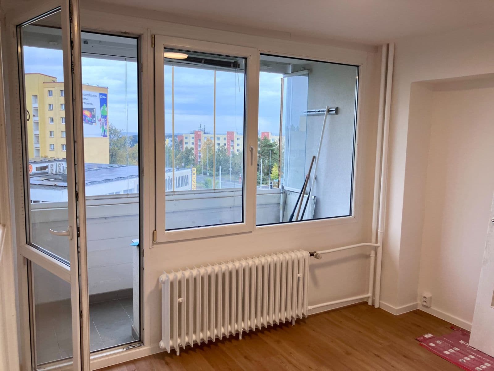 2 bedroom with open-plan kitchen flat to rent, 43 m², Evropská, Prague, Prague 2 bedroom with open-plan kitchen flat to rent, 43 m², Evropská, Prague, Prague