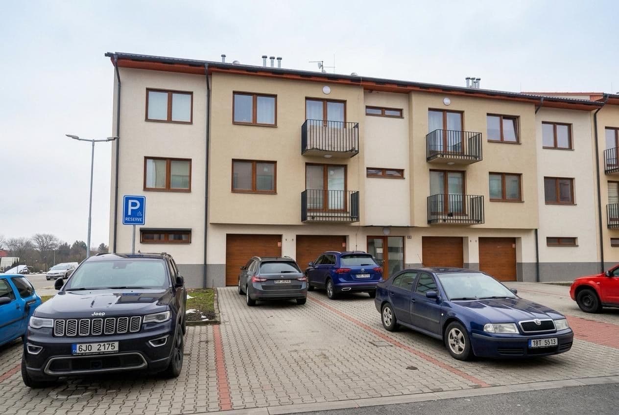 2 bedroom with open-plan kitchen flat to rent, 60 m², V Zákoutí, Kutná Hora, Středočeský Region 2 bedroom with open-plan kitchen flat to rent, 60 m², V Zákoutí, Kutná Hora, Středočeský Region