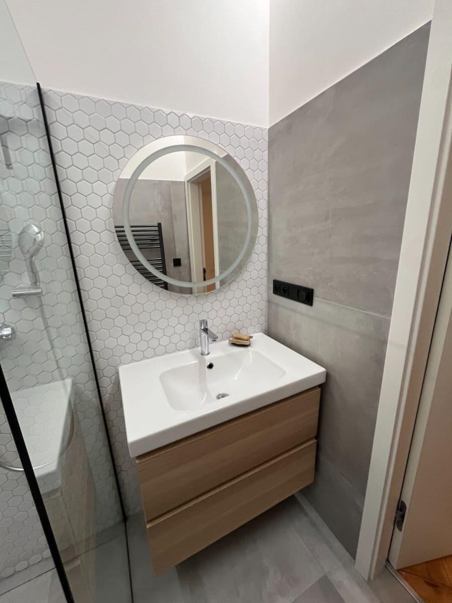 1 bedroom with open-plan kitchen flat to rent, 65 m², Kolátorova, Prague, Prague 1 bedroom with open-plan kitchen flat to rent, 65 m², Kolátorova, Prague, Prague