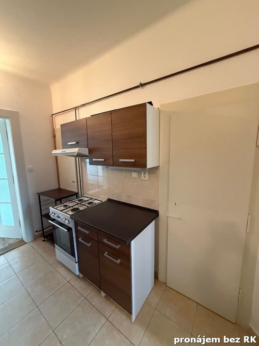 2 bedroom flat to rent, 51 m², Nad Primaskou, Prague, Prague 2 bedroom flat to rent, 51 m², Nad Primaskou, Prague, Prague