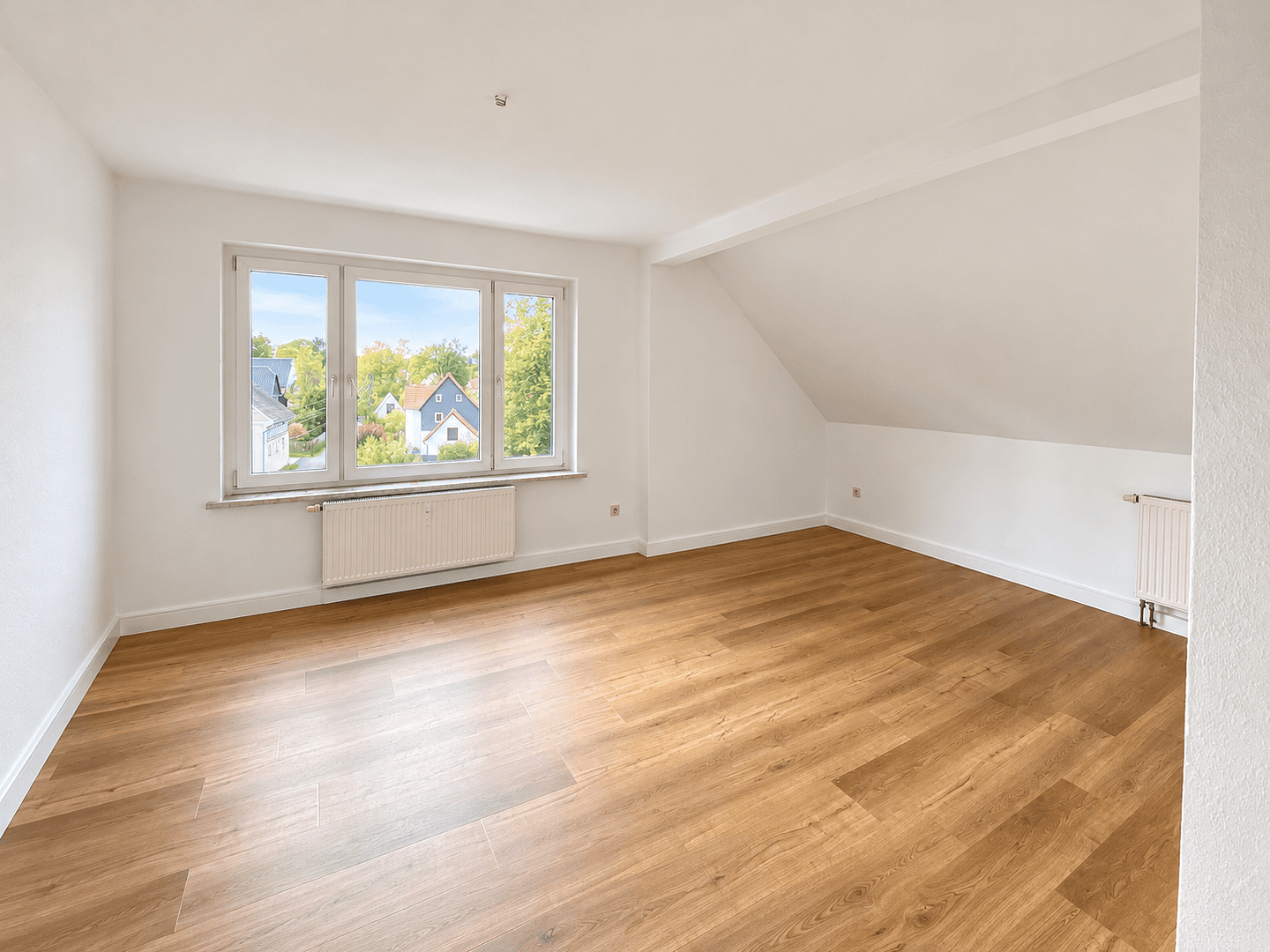2 bedroom with open-plan kitchen flat to rent, 70 m², Langenbernsdorf, Saxony 2 bedroom with open-plan kitchen flat to rent, 70 m², Langenbernsdorf, Saxony