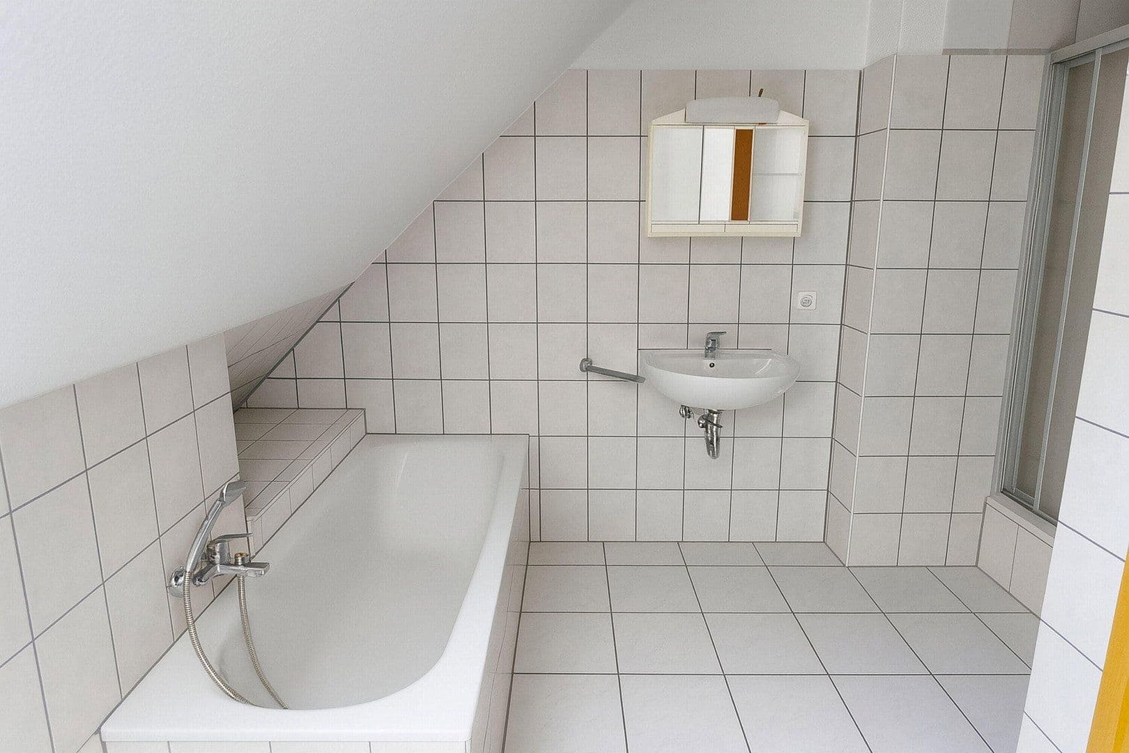 3 bedroom flat to rent, 100 m², Brundelstraße 20, Bochum, North Rhine-Westphalia 3 bedroom flat to rent, 100 m², Brundelstraße 20, Bochum, North Rhine-Westphalia