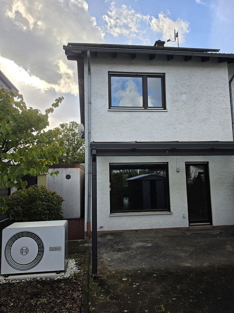 house for sale, 134 m², Bergisch Gladbach, North Rhine-Westphalia house for sale, 134 m², Bergisch Gladbach, North Rhine-Westphalia