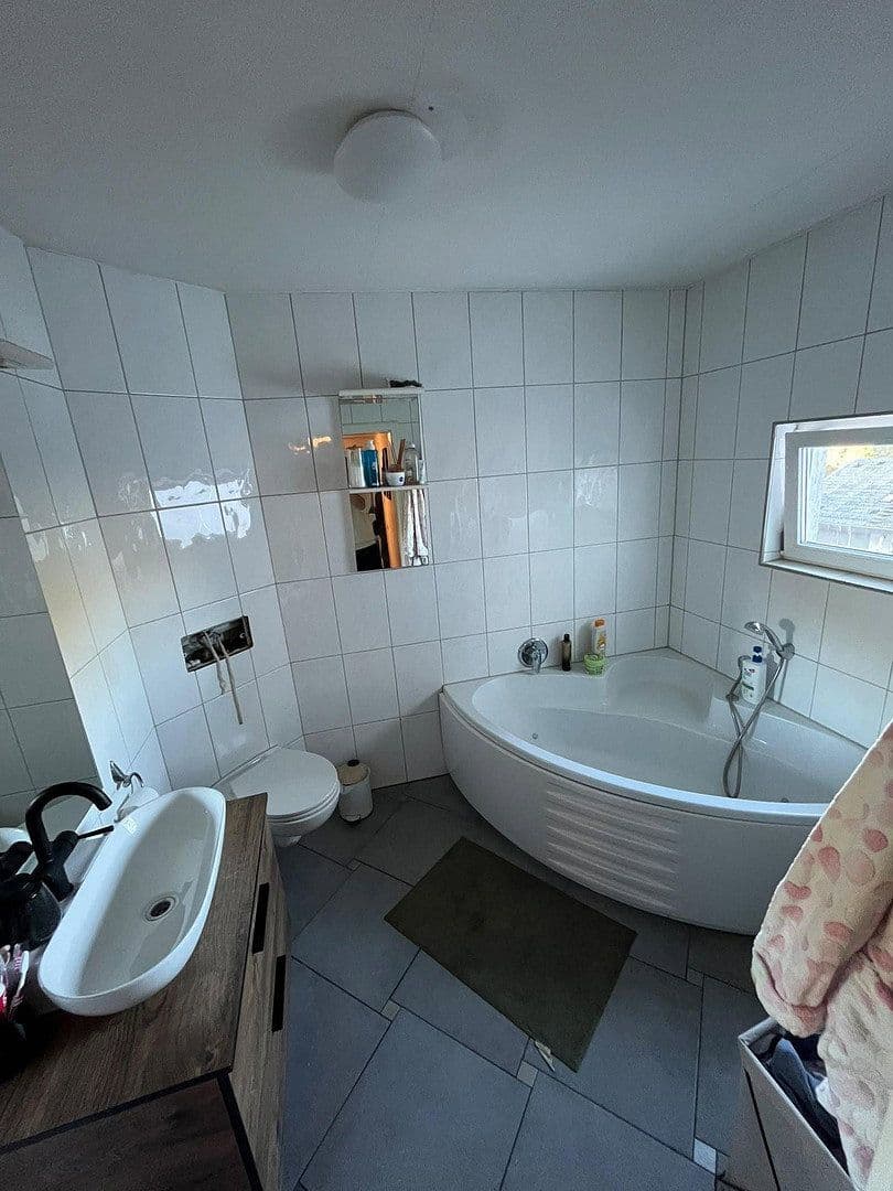 2 bedroom with open-plan kitchen flat to rent, 87 m², Johann-Wilhelm-Straße 86, Wilhelmsfeld, Baden-Württemberg 2 bedroom with open-plan kitchen flat to rent, 87 m², Johann-Wilhelm-Straße 86, Wilhelmsfeld, Baden-Württemberg