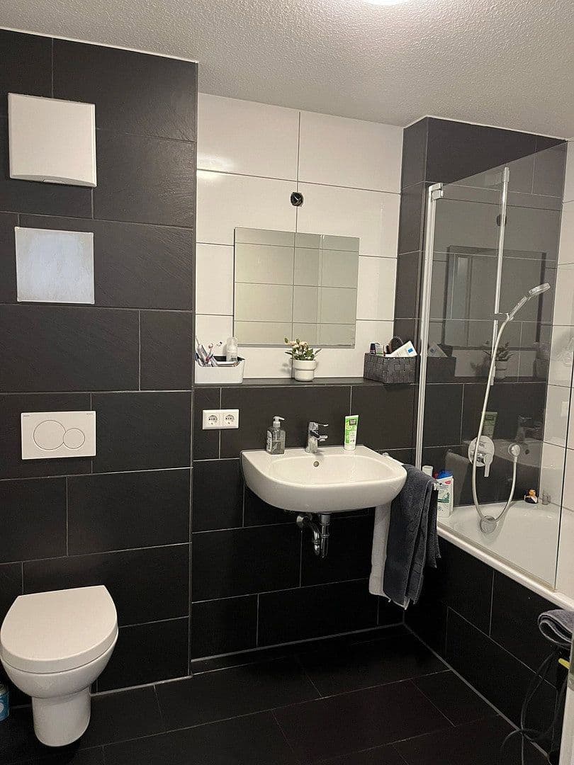 2 bedroom with open-plan kitchen flat to rent, 89 m², Sindelfingen, Baden-Württemberg 2 bedroom with open-plan kitchen flat to rent, 89 m², Sindelfingen, Baden-Württemberg
