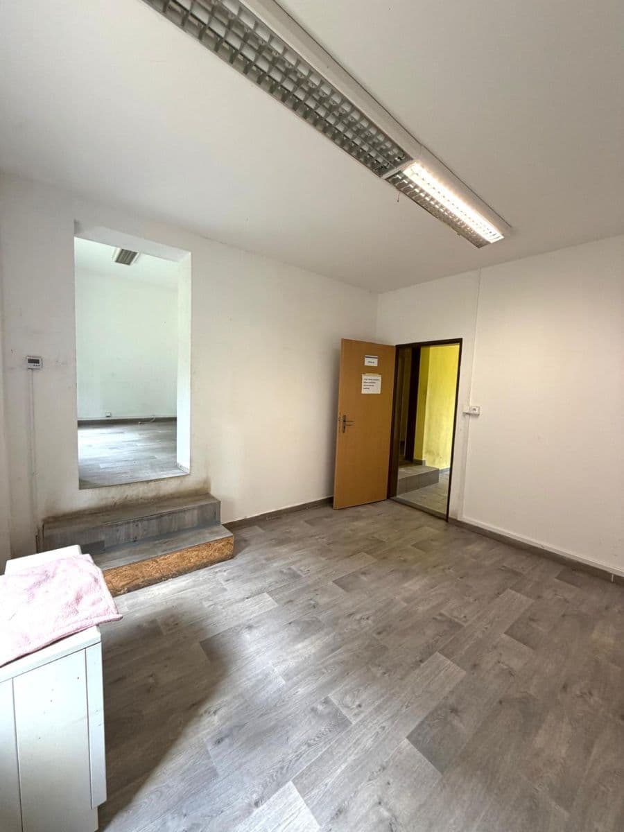 non-residential property to rent, 79 m², Meziříčí, Jihočeský Region non-residential property to rent, 79 m², Meziříčí, Jihočeský Region
