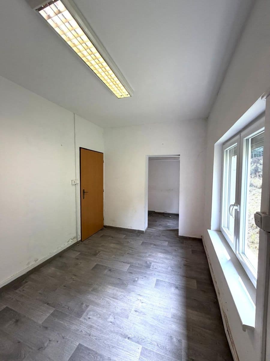 non-residential property to rent, 79 m², Meziříčí, Jihočeský Region non-residential property to rent, 79 m², Meziříčí, Jihočeský Region