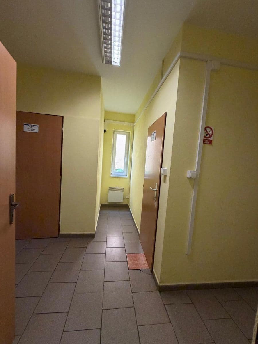 non-residential property to rent, 79 m², Meziříčí, Jihočeský Region non-residential property to rent, 79 m², Meziříčí, Jihočeský Region