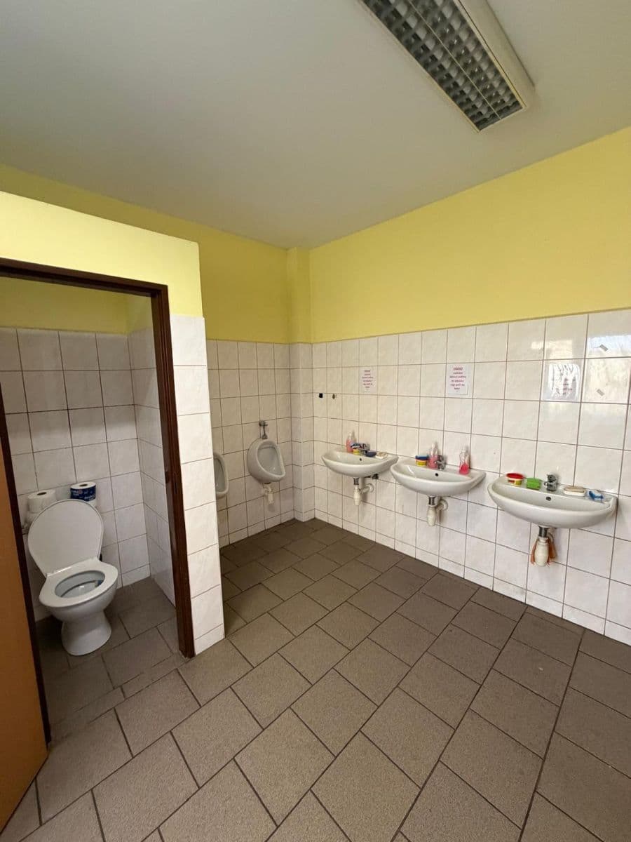non-residential property to rent, 79 m², Meziříčí, Jihočeský Region non-residential property to rent, 79 m², Meziříčí, Jihočeský Region