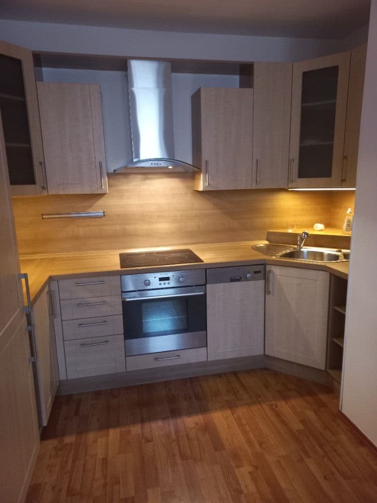 1 bedroom with open-plan kitchen flat to rent, 61 m², Hrnčířská, Jesenice, Středočeský Region 1 bedroom with open-plan kitchen flat to rent, 61 m², Hrnčířská, Jesenice, Středočeský Region
