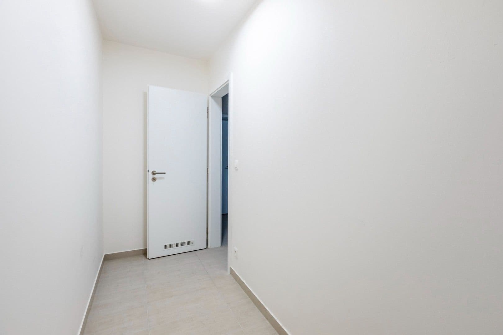 2 bedroom with open-plan kitchen flat to rent, 83 m², Moravcových, Prague, Prague 2 bedroom with open-plan kitchen flat to rent, 83 m², Moravcových, Prague, Prague