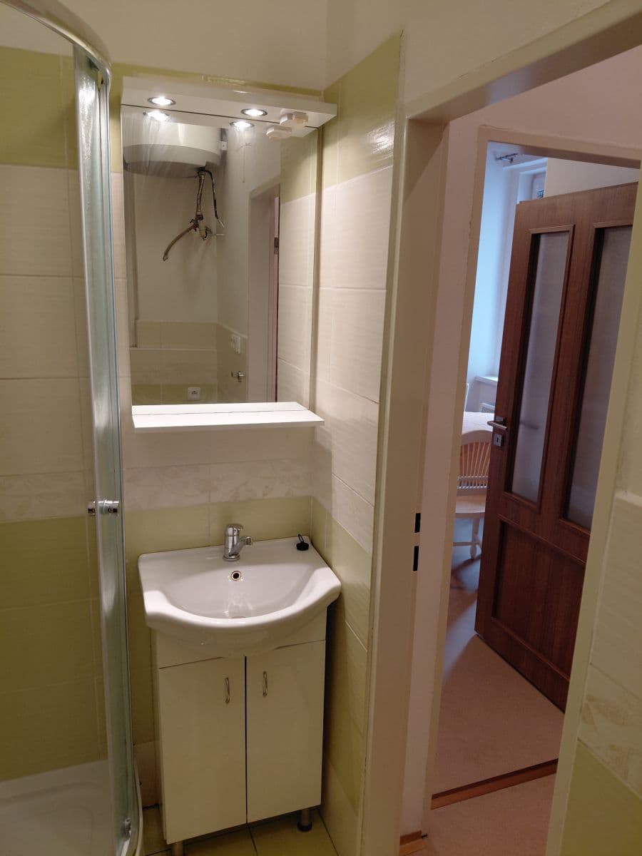 1 bedroom flat to rent, 33 m², Zenklova, Prague, Prague 1 bedroom flat to rent, 33 m², Zenklova, Prague, Prague