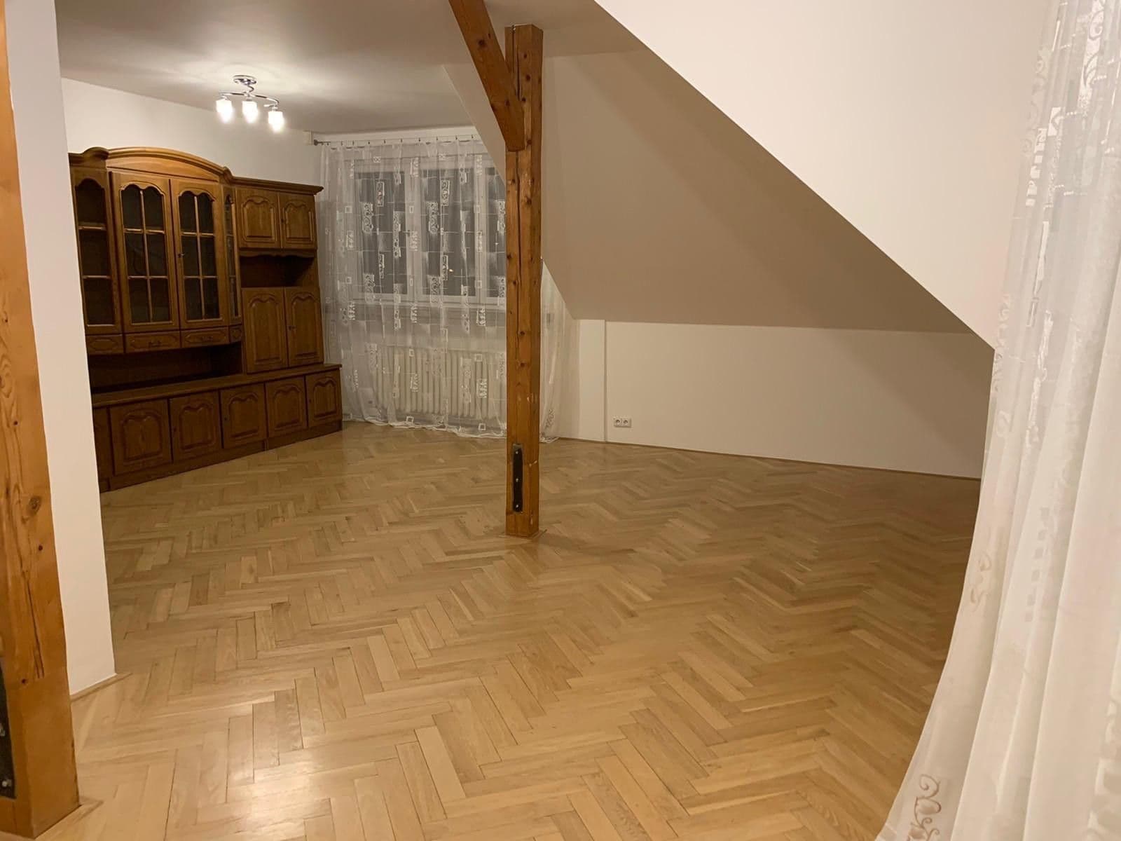 2 bedroom flat to rent, 99 m², Glinkova, Prague, Prague 2 bedroom flat to rent, 99 m², Glinkova, Prague, Prague