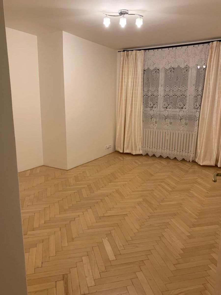 2 bedroom flat to rent, 99 m², Glinkova, Prague, Prague 2 bedroom flat to rent, 99 m², Glinkova, Prague, Prague