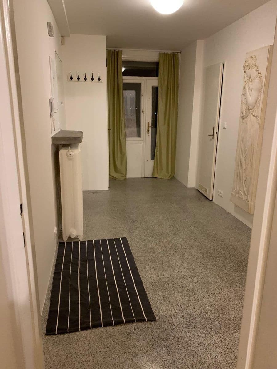 2 bedroom flat to rent, 99 m², Glinkova, Prague, Prague 2 bedroom flat to rent, 99 m², Glinkova, Prague, Prague
