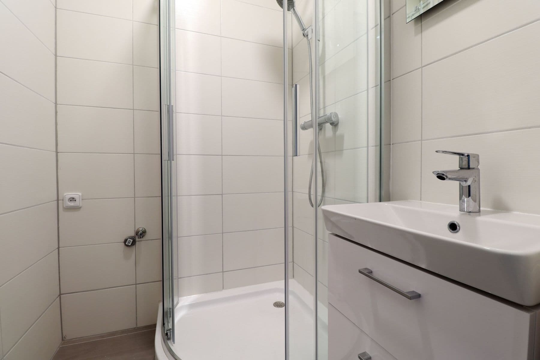 2 bedroom flat to rent, 52 m², Topolová, Prague, Prague 2 bedroom flat to rent, 52 m², Topolová, Prague, Prague