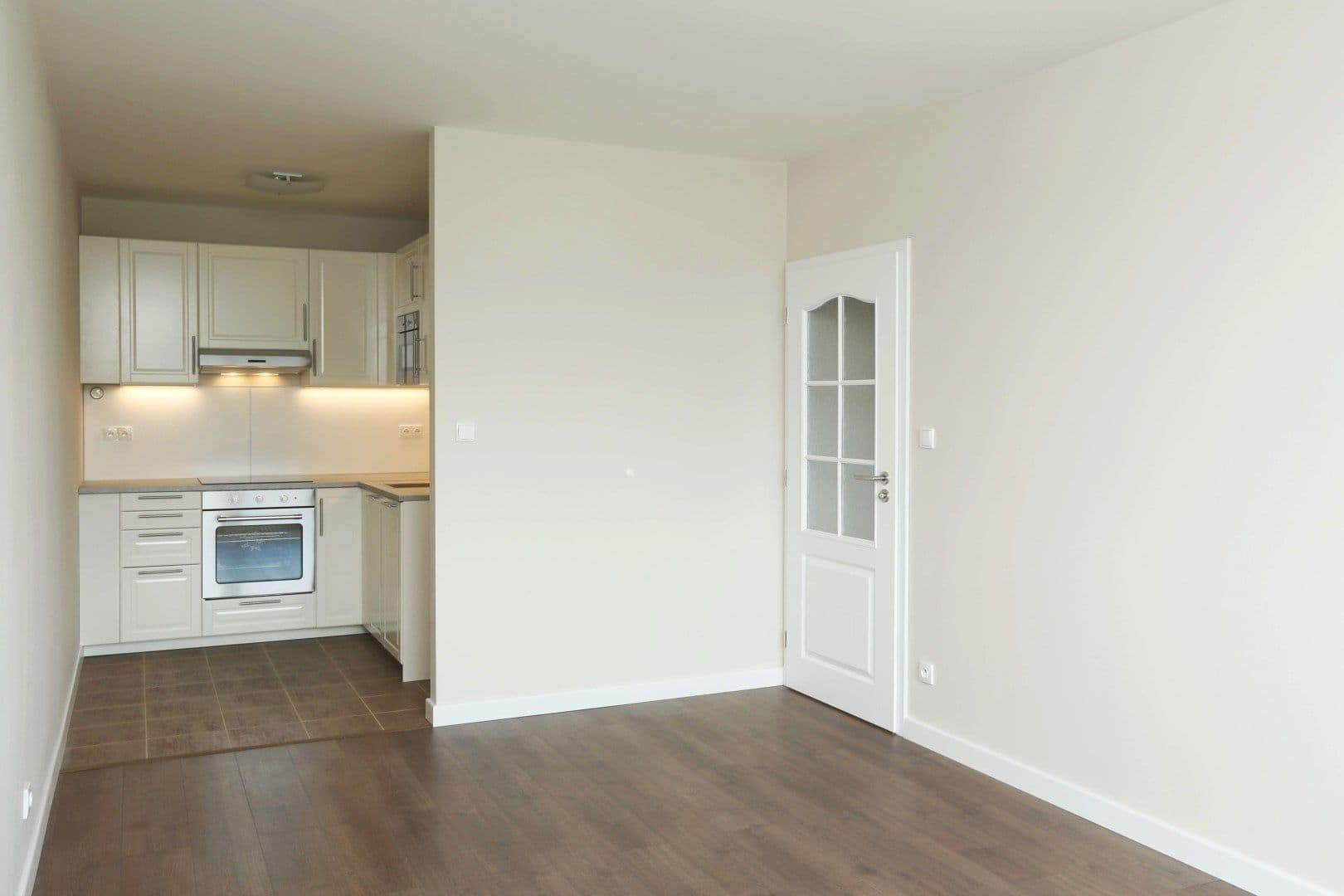 1 bedroom with open-plan kitchen flat to rent, 45 m², Hráského, Prague, Prague 1 bedroom with open-plan kitchen flat to rent, 45 m², Hráského, Prague, Prague