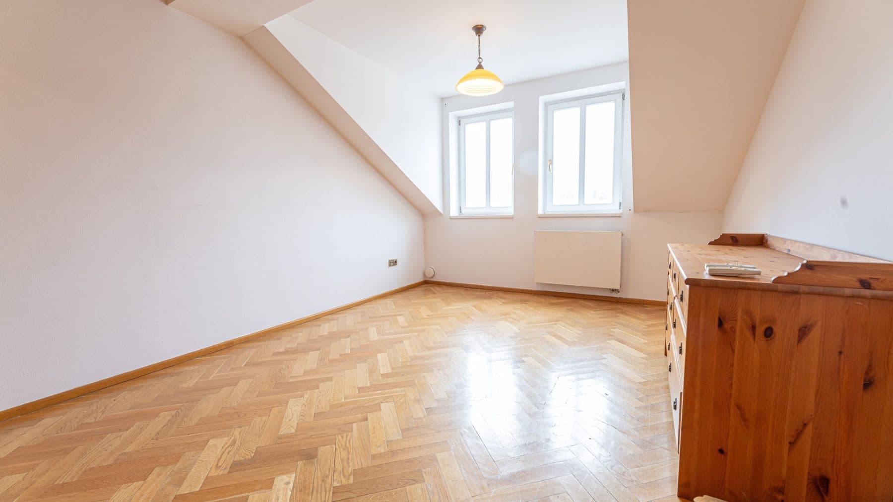 3 bedroom flat to rent, 117 m², Tomáškova, Prague, Prague 3 bedroom flat to rent, 117 m², Tomáškova, Prague, Prague