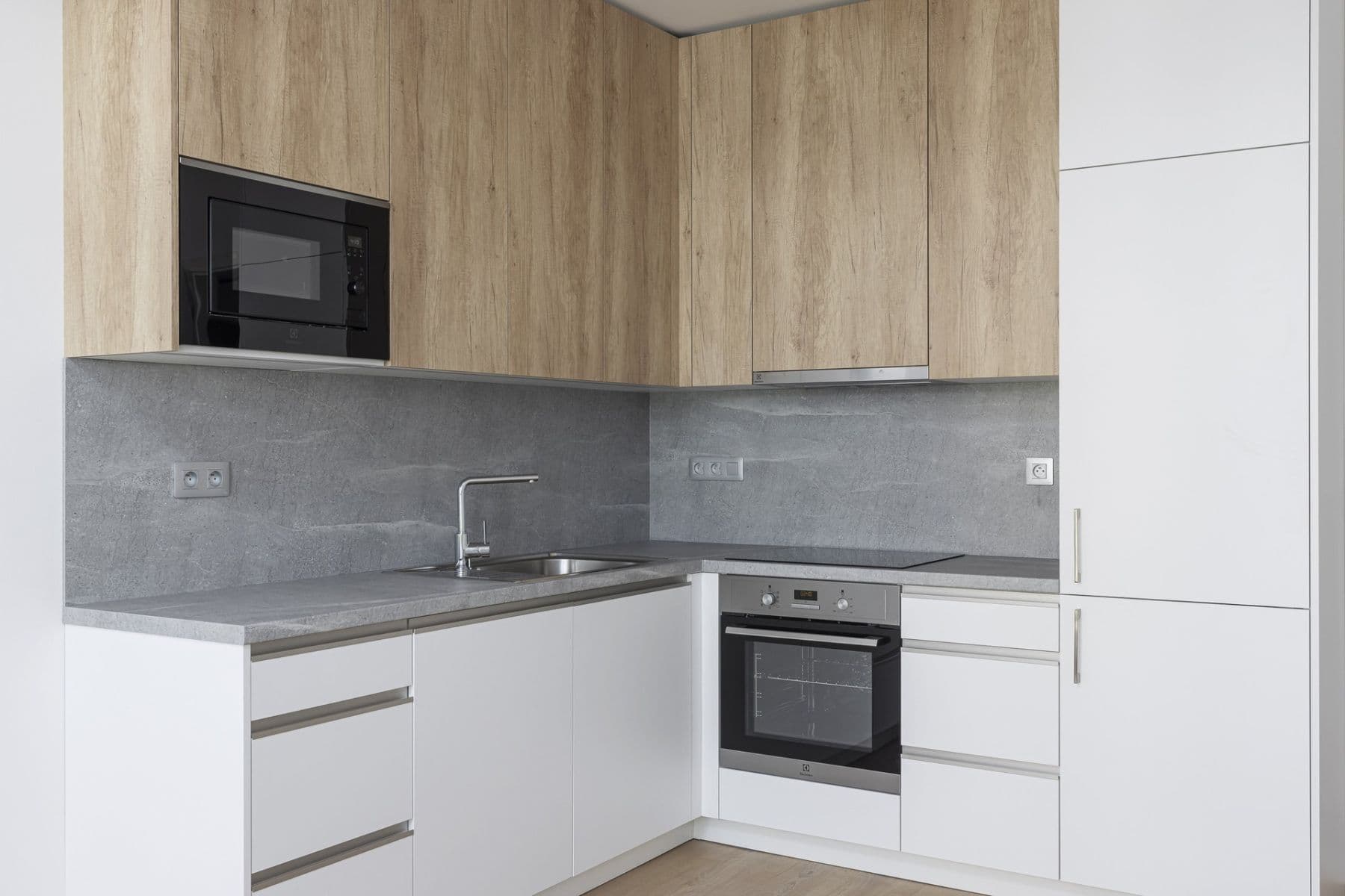 1 bedroom with open-plan kitchen flat to rent, 44 m², Nebřenická, Prague, Prague 1 bedroom with open-plan kitchen flat to rent, 44 m², Nebřenická, Prague, Prague