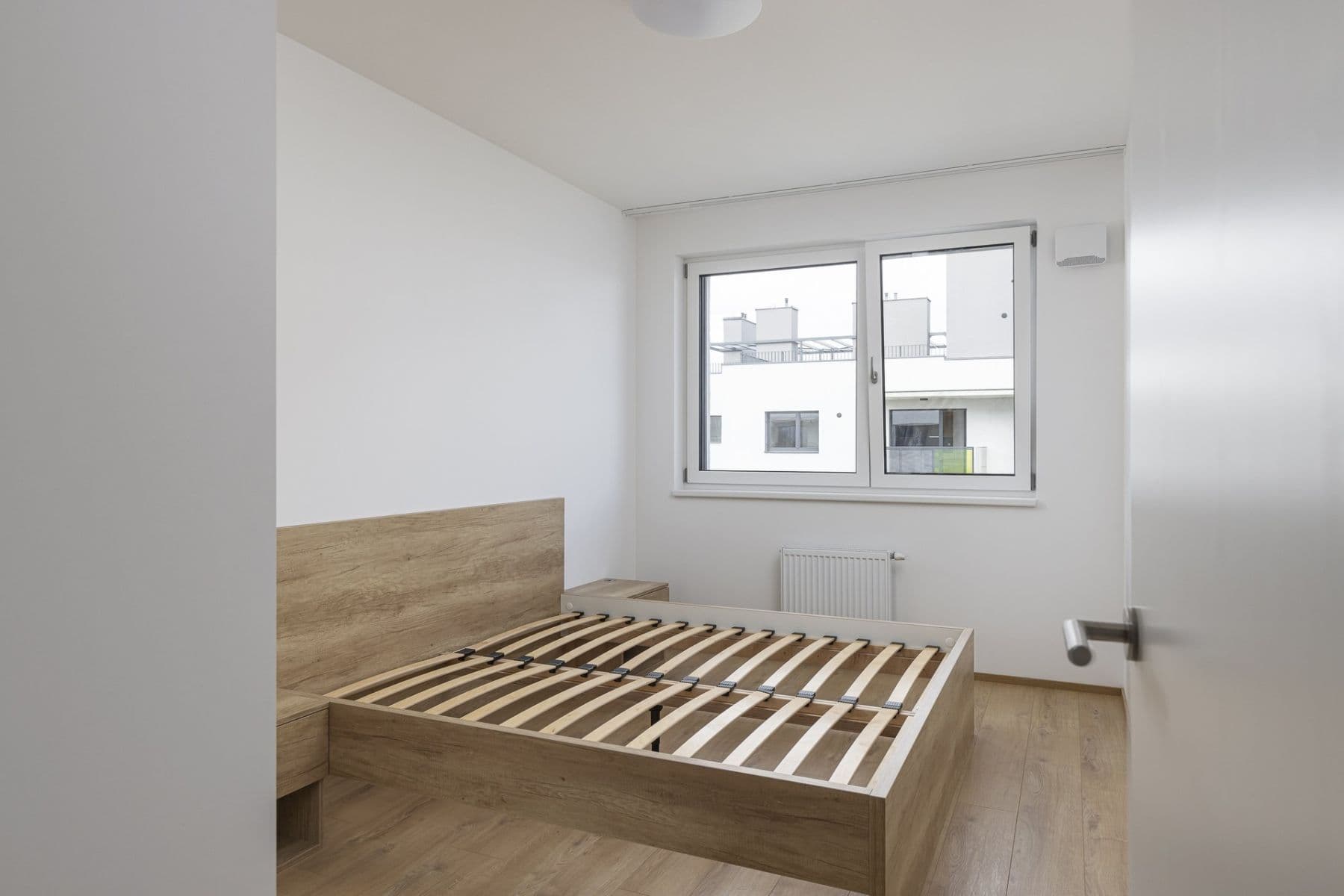 1 bedroom with open-plan kitchen flat to rent, 44 m², Nebřenická, Prague, Prague 1 bedroom with open-plan kitchen flat to rent, 44 m², Nebřenická, Prague, Prague