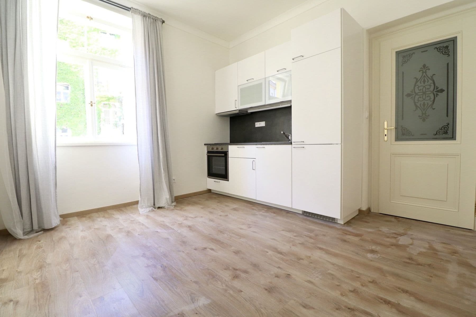 Studio flat to rent, 22 m², Černomořská, Prague, Prague Studio flat to rent, 22 m², Černomořská, Prague, Prague