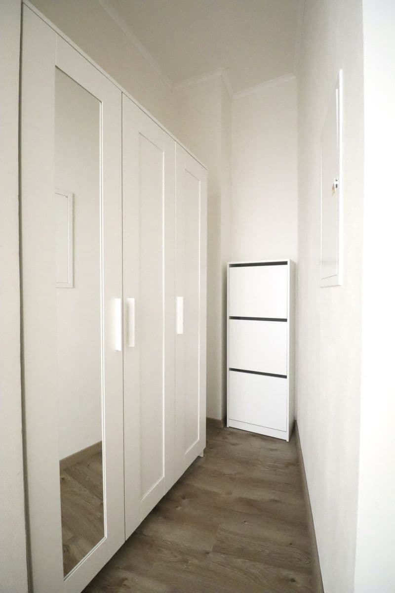 Studio flat to rent, 22 m², Černomořská, Prague, Prague Studio flat to rent, 22 m², Černomořská, Prague, Prague