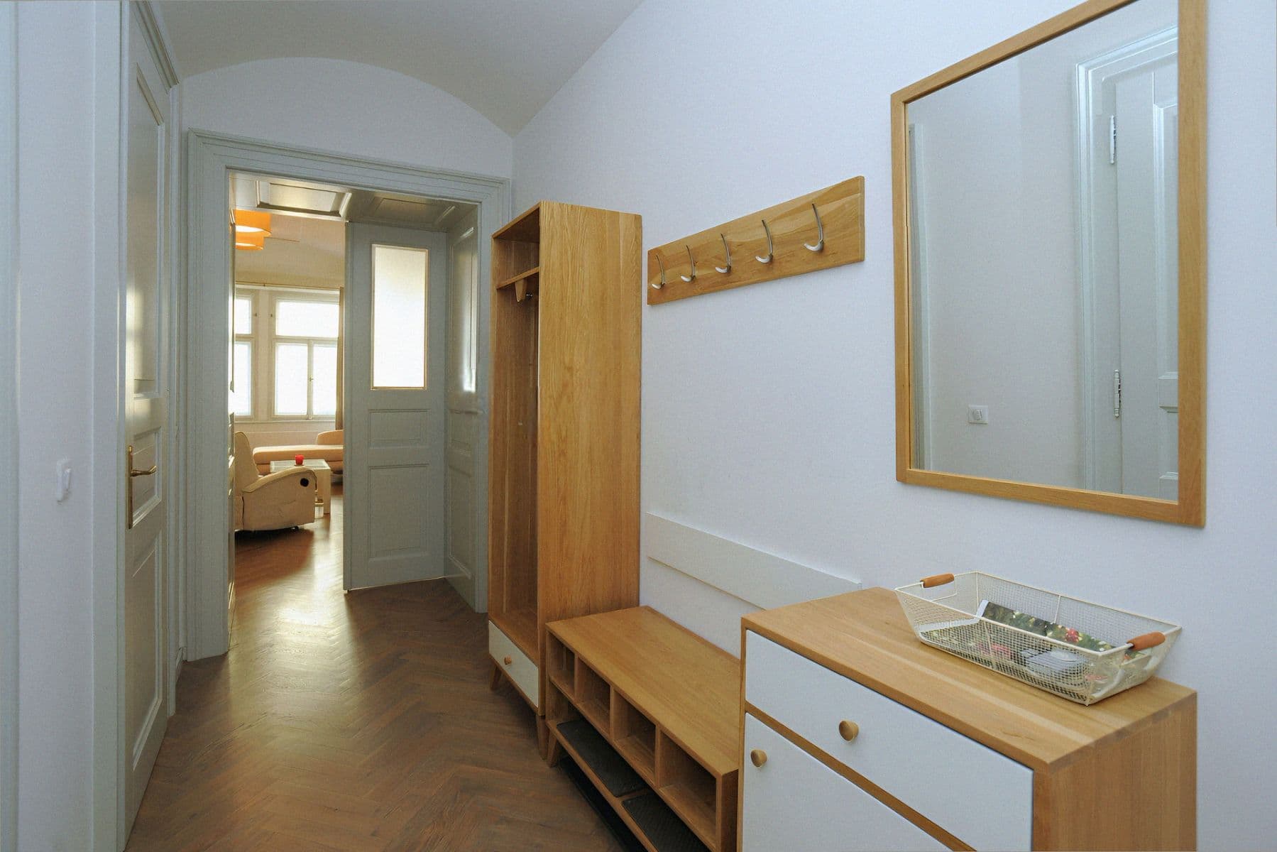 1 bedroom with open-plan kitchen flat to rent, 84 m², Valentinská, Prague, Prague 1 bedroom with open-plan kitchen flat to rent, 84 m², Valentinská, Prague, Prague
