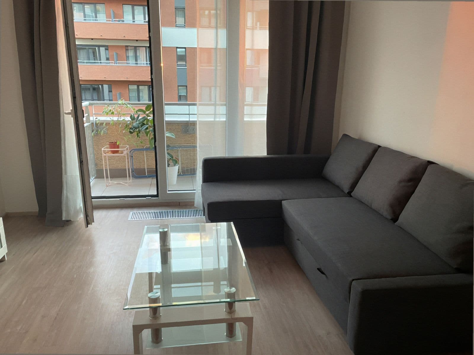 1 bedroom with open-plan kitchen flat to rent, 64 m², K Metru, Prague, Prague 1 bedroom with open-plan kitchen flat to rent, 64 m², K Metru, Prague, Prague