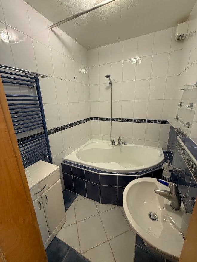 1 bedroom with open-plan kitchen flat to rent, 66 m², Sídlištní, Prague, Prague 1 bedroom with open-plan kitchen flat to rent, 66 m², Sídlištní, Prague, Prague