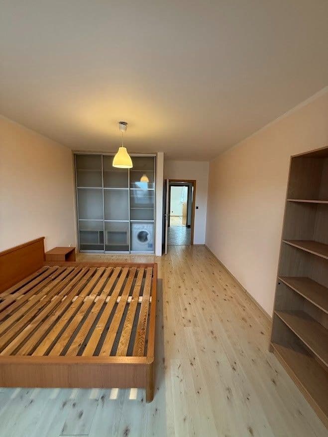1 bedroom with open-plan kitchen flat to rent, 66 m², Sídlištní, Prague, Prague 1 bedroom with open-plan kitchen flat to rent, 66 m², Sídlištní, Prague, Prague