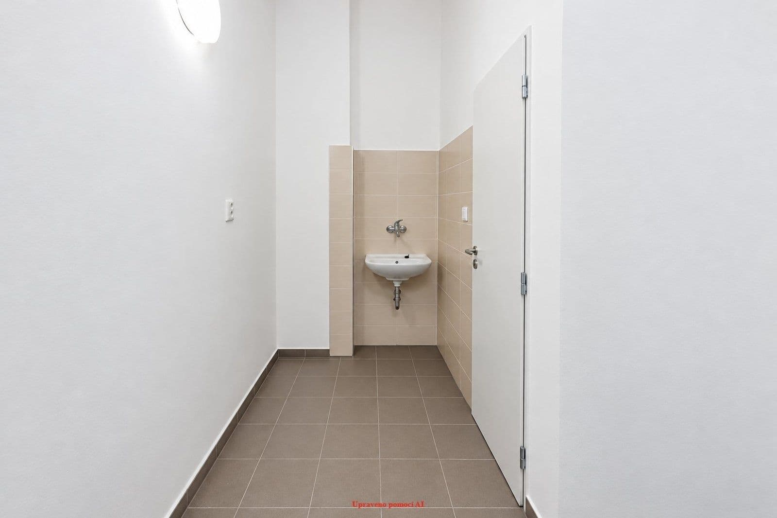 non-residential property to rent, 64 m², tř. Osvobození, Karviná, Moravskoslezský Region non-residential property to rent, 64 m², tř. Osvobození, Karviná, Moravskoslezský Region