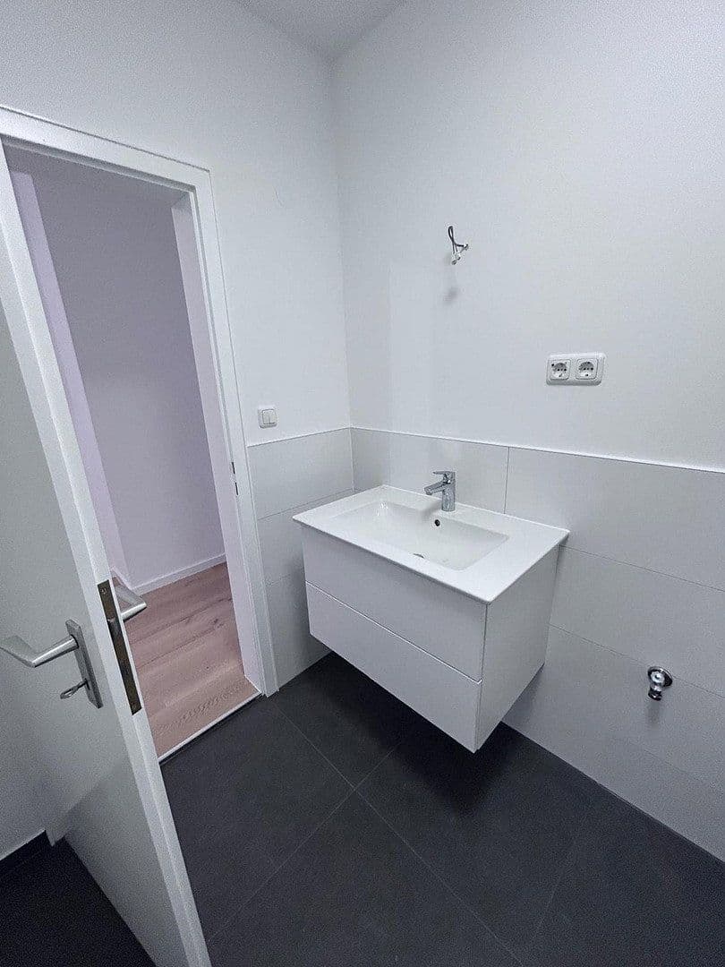 3 bedroom flat to rent, 76 m², Pestalozzistraße 1, Germering, Bavaria 3 bedroom flat to rent, 76 m², Pestalozzistraße 1, Germering, Bavaria
