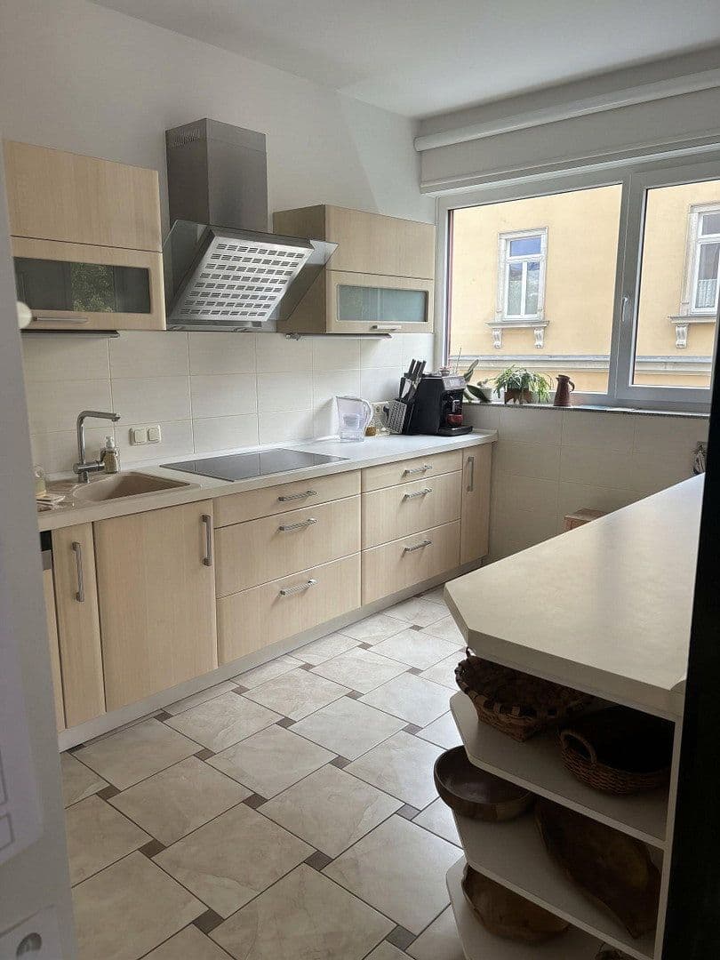 3 bedroom with open-plan kitchen flat for sale, 146 m², Dresden, Saxony 3 bedroom with open-plan kitchen flat for sale, 146 m², Dresden, Saxony