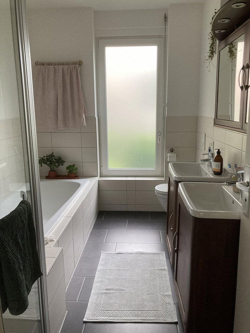 2 bedroom with open-plan kitchen flat for sale, 100 m², Rielasingen-Worblingen, Baden-Württemberg 2 bedroom with open-plan kitchen flat for sale, 100 m², Rielasingen-Worblingen, Baden-Württemberg
