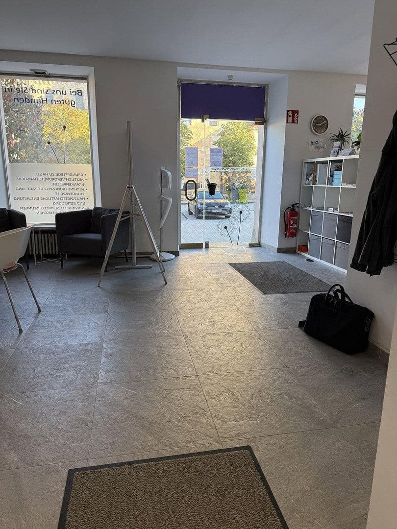 office to rent, 150 m², Marktplatz 18, Ellwangen (Jagst), Baden-Württemberg office to rent, 150 m², Marktplatz 18, Ellwangen (Jagst), Baden-Württemberg