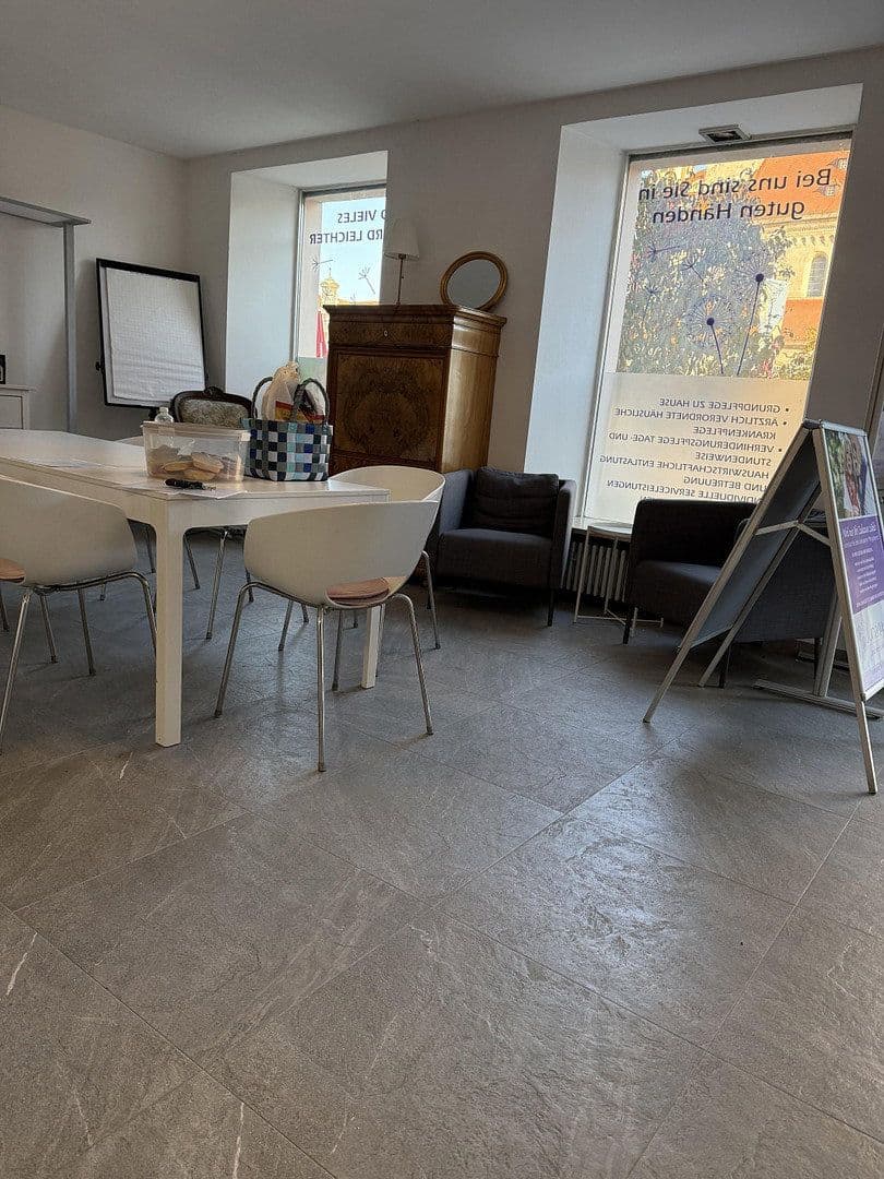 office to rent, 150 m², Marktplatz 18, Ellwangen (Jagst), Baden-Württemberg office to rent, 150 m², Marktplatz 18, Ellwangen (Jagst), Baden-Württemberg