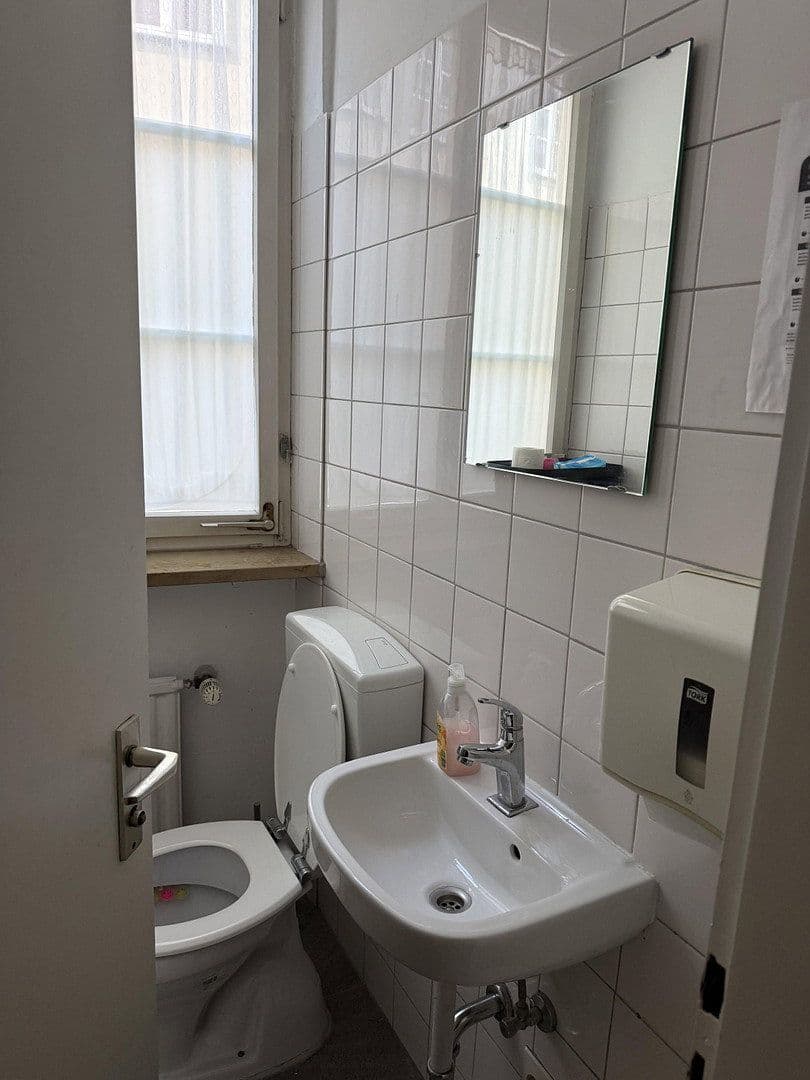 office to rent, 150 m², Marktplatz 18, Ellwangen (Jagst), Baden-Württemberg office to rent, 150 m², Marktplatz 18, Ellwangen (Jagst), Baden-Württemberg