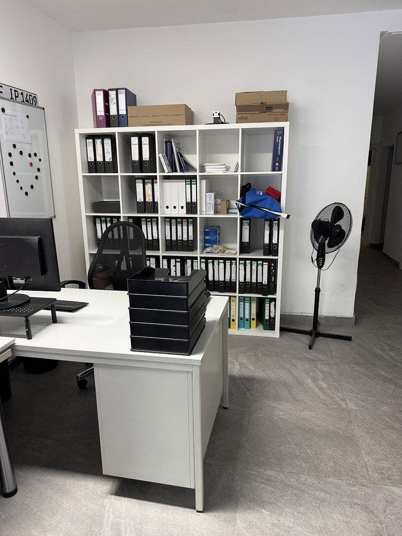 office to rent, 150 m², Marktplatz 18, Ellwangen (Jagst), Baden-Württemberg office to rent, 150 m², Marktplatz 18, Ellwangen (Jagst), Baden-Württemberg