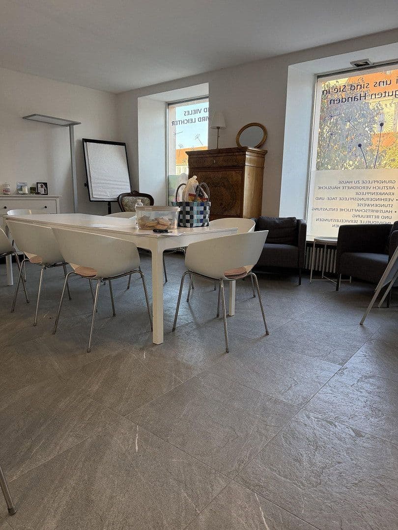 office to rent, 150 m², Marktplatz 18, Ellwangen (Jagst), Baden-Württemberg office to rent, 150 m², Marktplatz 18, Ellwangen (Jagst), Baden-Württemberg