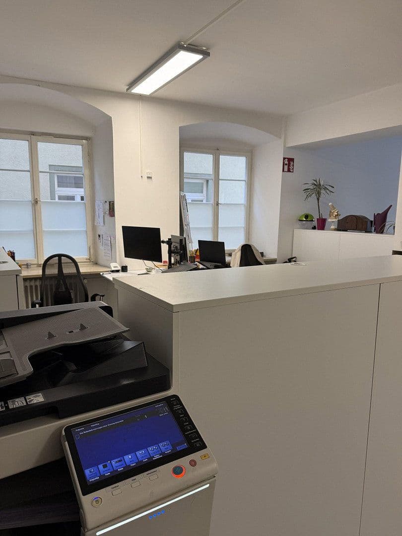 office to rent, 150 m², Marktplatz 18, Ellwangen (Jagst), Baden-Württemberg office to rent, 150 m², Marktplatz 18, Ellwangen (Jagst), Baden-Württemberg