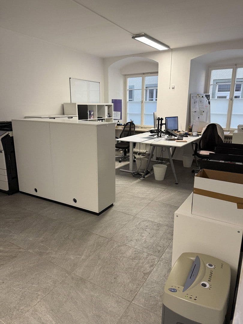 office to rent, 150 m², Marktplatz 18, Ellwangen (Jagst), Baden-Württemberg office to rent, 150 m², Marktplatz 18, Ellwangen (Jagst), Baden-Württemberg