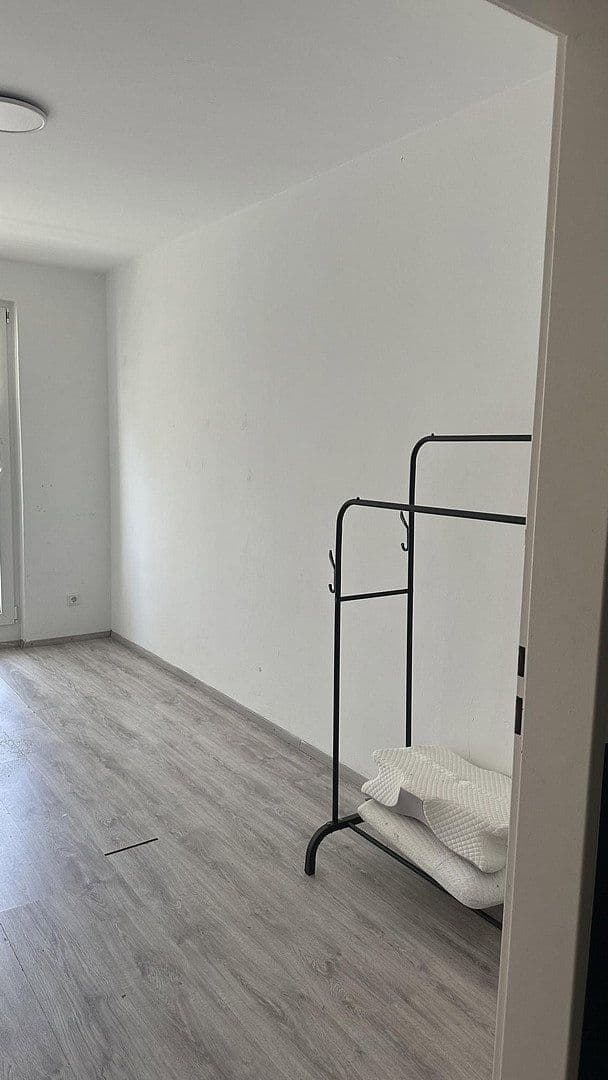 3 bedroom flat to rent, 75 m², Ferdinandstr., Düsseldorf, North Rhine-Westphalia 3 bedroom flat to rent, 75 m², Ferdinandstr., Düsseldorf, North Rhine-Westphalia
