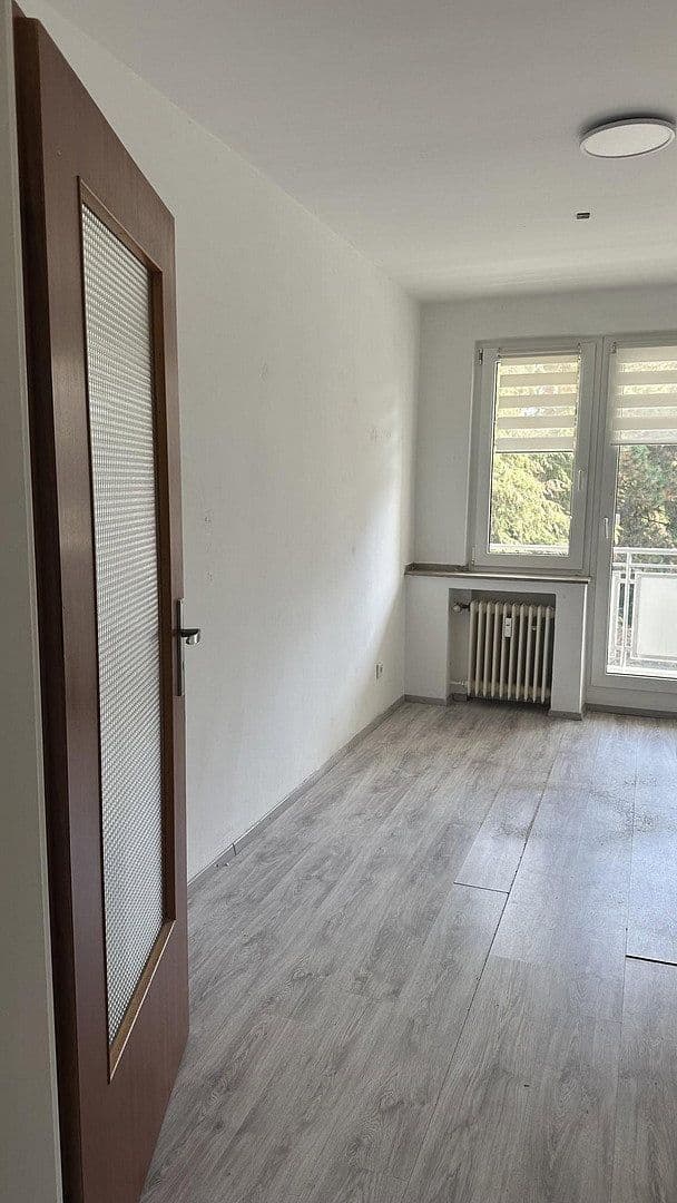 3 bedroom flat to rent, 75 m², Ferdinandstr., Düsseldorf, North Rhine-Westphalia 3 bedroom flat to rent, 75 m², Ferdinandstr., Düsseldorf, North Rhine-Westphalia